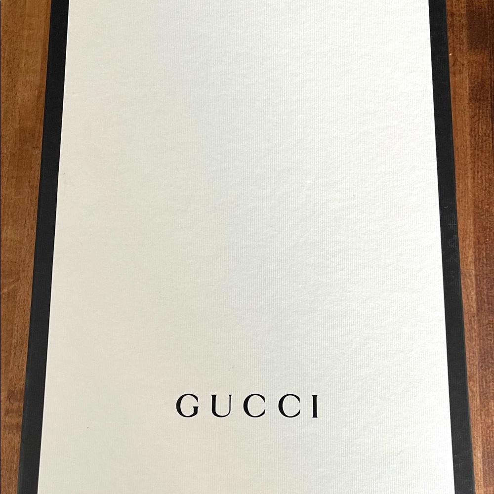 Authentic Gucci Hobo Bag!! - Picture 10 of 13